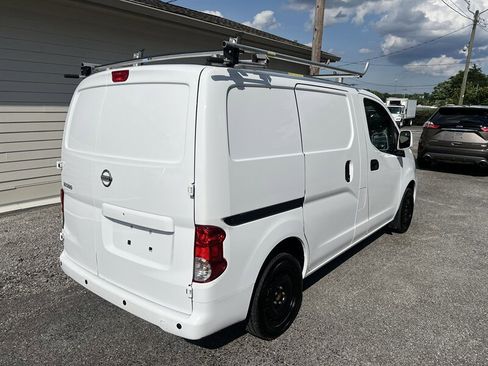 Used 2021 Nissan NV200 SV image 4