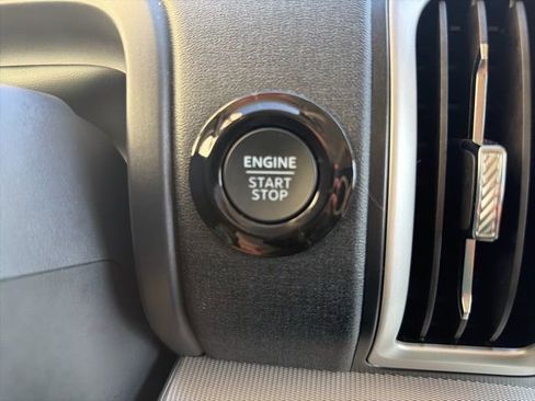 Certified 2025 Ford Expedition Max Active AWD/4WD image 18