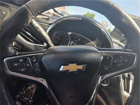 Used 2016 Chevrolet Malibu Premier FWD image 19