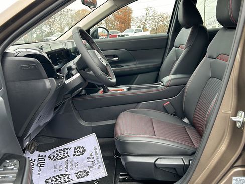 New 2026 Nissan Kicks SR w/ Cold Weather Package image 15