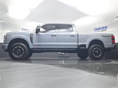 Used 2026 Ford F250 Platinum w/ Platinum Plus Package AWD/4WD image 45