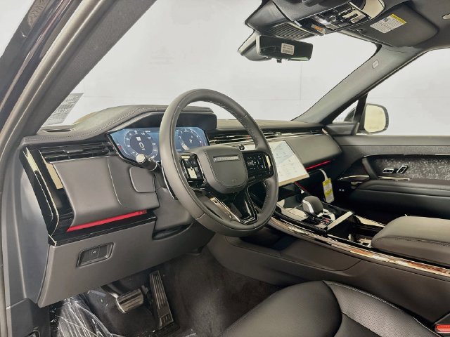 New 2027 Land Rover Range Rover Sport Dynamic SE AWD/4WD image 9