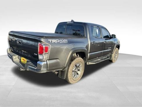 Used 2023 Toyota Tacoma TRD Off-Road image 8
