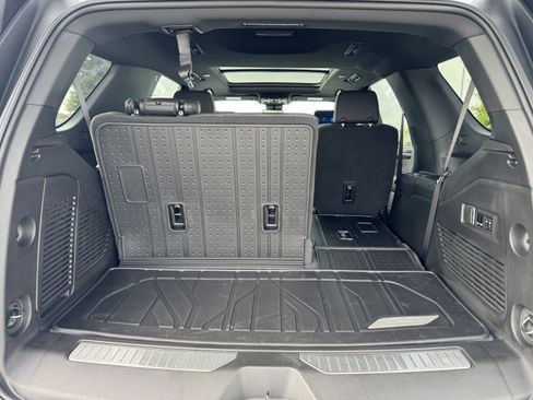 New 2026 Chevrolet Tahoe High Country image 18