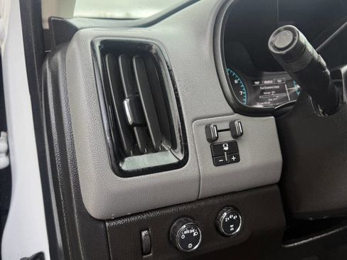 Used 2022 Chevrolet Colorado W/T w/ WT Convenience Package image 20