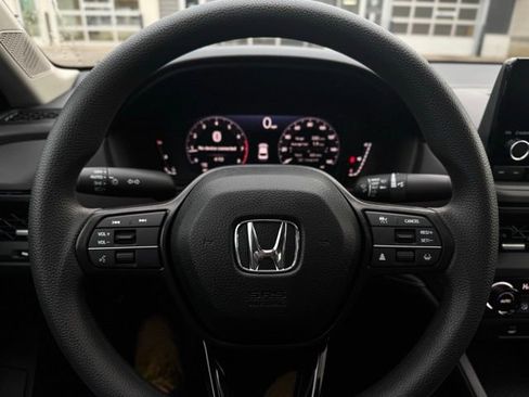 New 2025 Honda Accord SE image 22