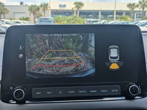 Used 2022 Hyundai Kona Limited FWD image 22