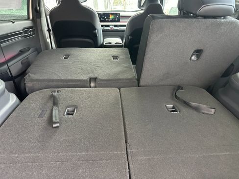 New 2026 Kia EV9 Land image 16