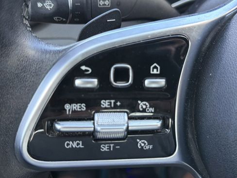 Used 2021 Mercedes-Benz C 300 Sedan image 26