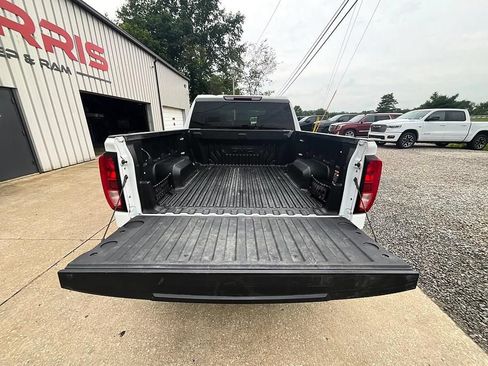 Used 2020 GMC Sierra 1500 Elevation w/ Elevation Value Package AWD/4WD image 8