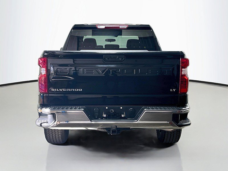 Used 2024 Chevrolet Silverado 1500 LT AWD/4WD image 6