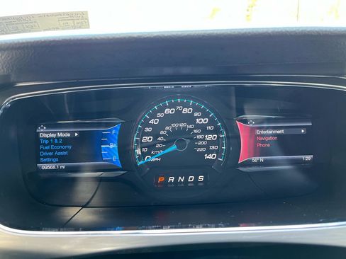 Used 2015 Ford Taurus SEL w/ Equipment Group 201A image 17