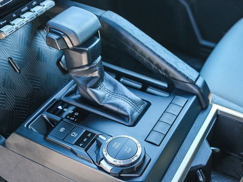 Used 2024 Toyota Tacoma SR5 image 20