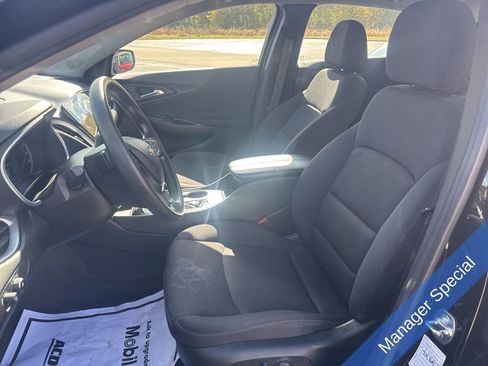 Used 2024 Chevrolet Malibu LT image 13