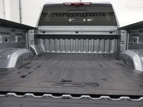 Used 2024 Chevrolet Silverado 2500 LTZ w/ LTZ Premium Package AWD/4WD image 25
