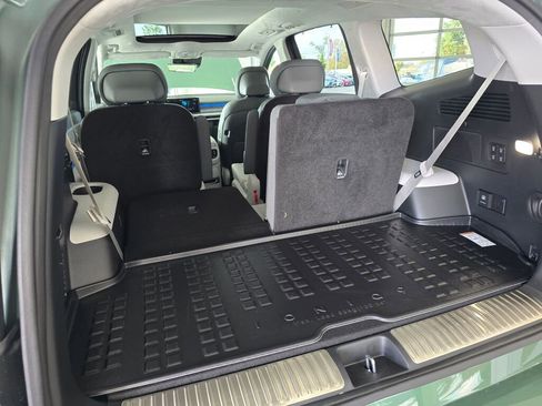 New 2026 Hyundai Ioniq 9 Calligraphy image 17