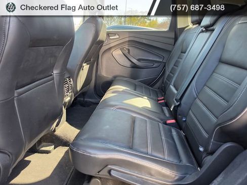 Used 2019 Ford Escape Titanium image 19