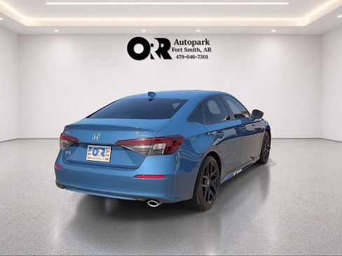 Used 2025 Honda Civic Sport image 5