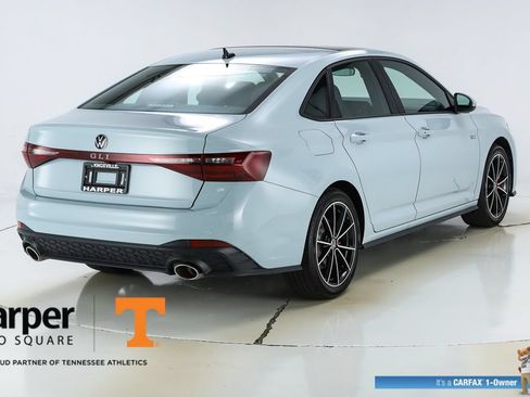 Used 2025 Volkswagen Jetta GLI Autobahn FWD image 9