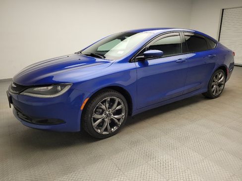 Used 2015 Chrysler 200 S w/ Navigation & Sound Group I AWD/4WD image 2