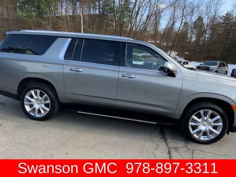 Certified 2023 Chevrolet Suburban High Country image 10