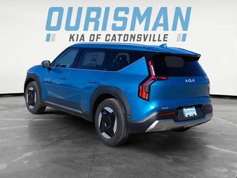 New 2026 Kia EV9 Wind image 4