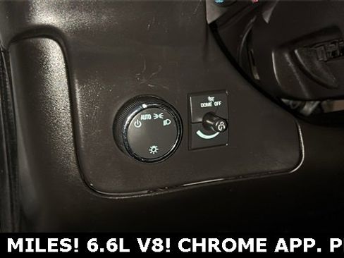 Used 2022 GMC Savana 2500 w/ Driver Convenience Package image 8