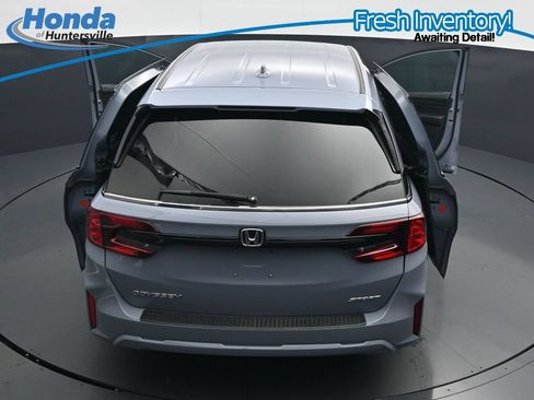 Used 2025 Honda Odyssey Sport-L image 43