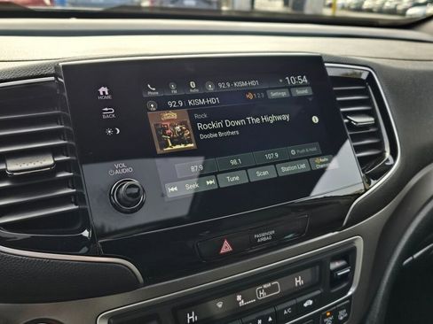 Certified 2023 Honda Passport EX-L image 29