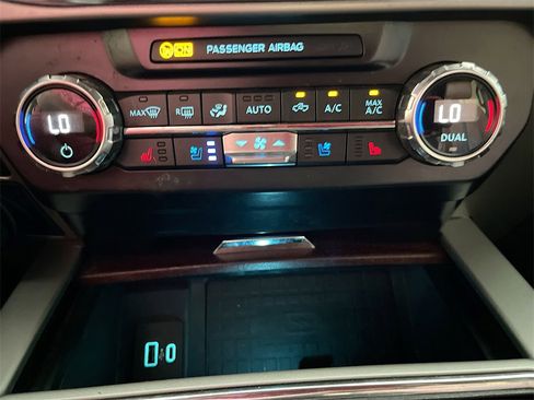 Used 2022 Ford F250 King Ranch w/ Chrome Package image 16