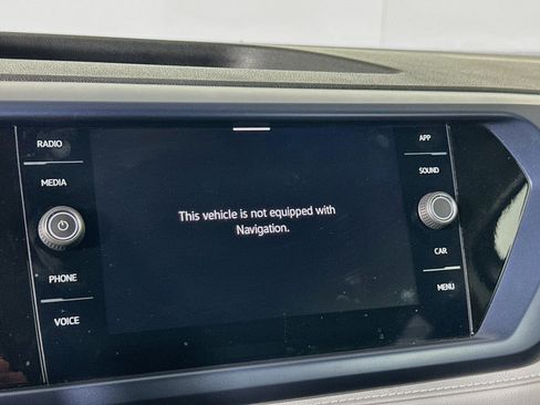 Used 2024 Volkswagen Taos SE FWD image 22