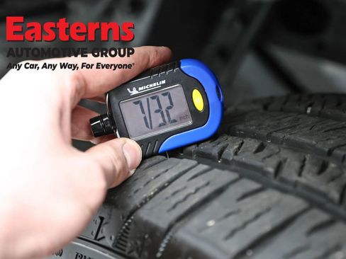 Used 2025 Jeep Wrangler Unlimited Sahara AWD/4WD image 25