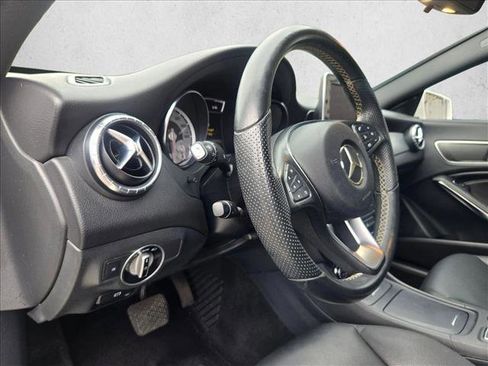 Used 2015 Mercedes-Benz CLA 250 CLA 250 image 10