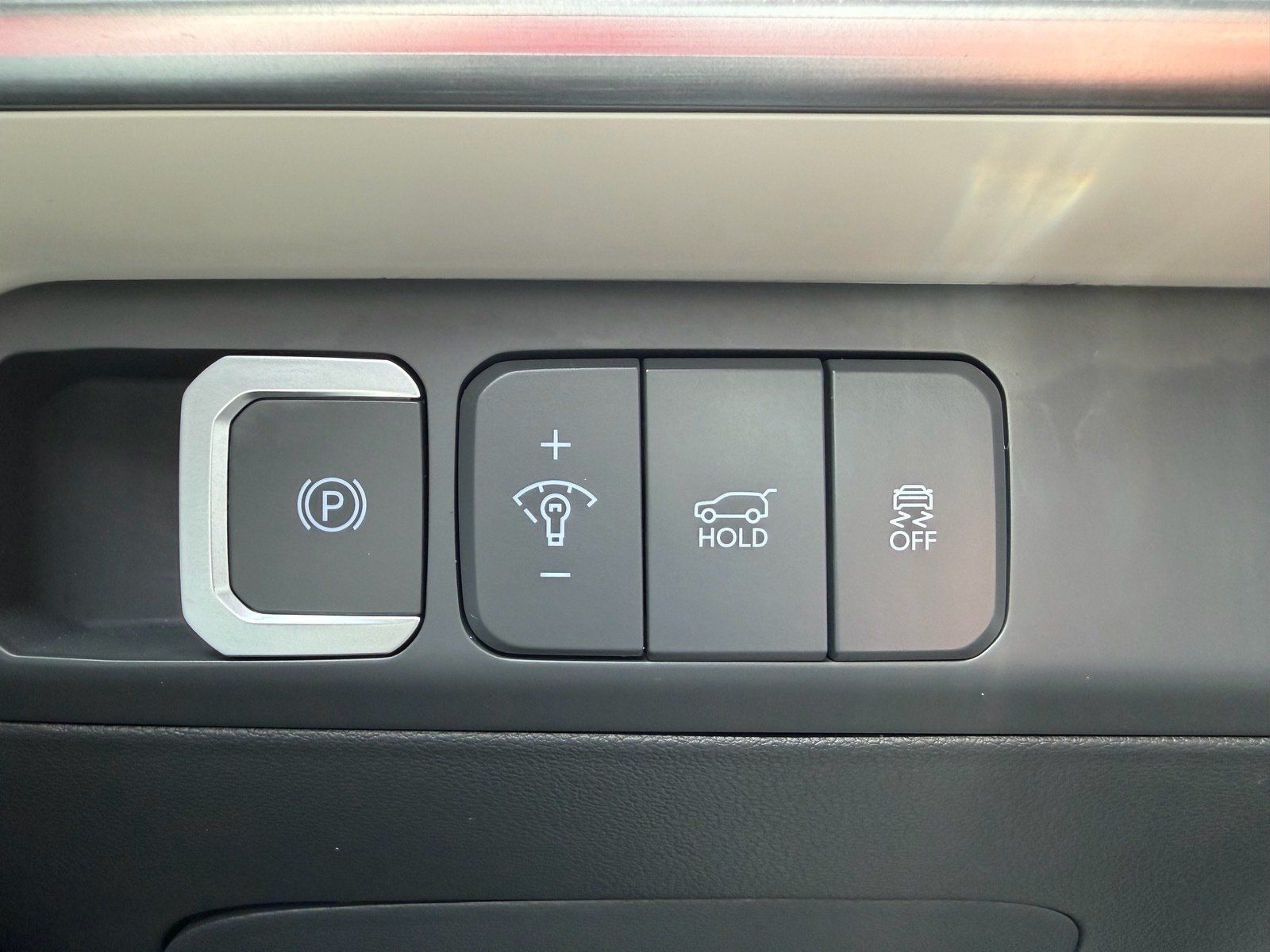 Used 2025 Hyundai Santa Fe Calligraphy FWD image 25