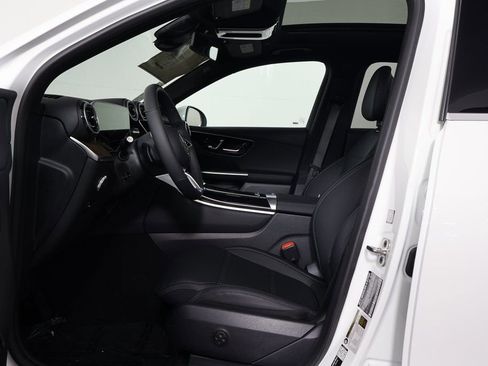 New 2026 Mercedes-Benz GLC 300 image 5
