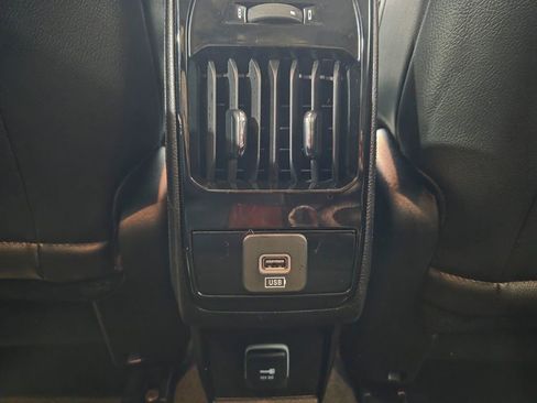 Used 2022 Jeep Compass Latitude image 37