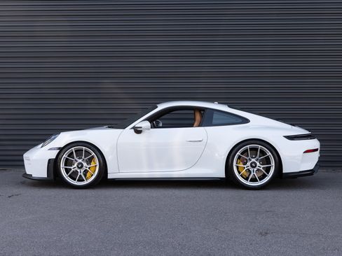 Certified 2026 Porsche 911 GT3 image 2
