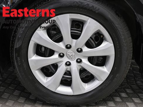 Used 2024 Toyota Corolla LE FWD image 32
