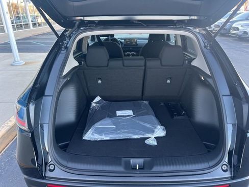 New 2026 Honda HR-V LX image 6