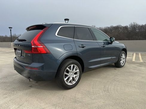 Used 2020 Volvo XC60 T5 Momentum w/ Protection Package Premier image 7