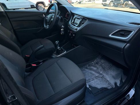 Used 2020 Hyundai Accent SE image 15