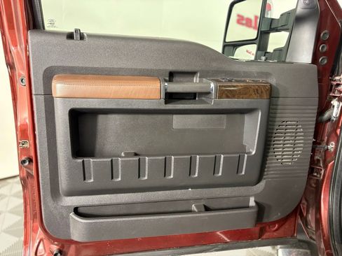 Used 2016 Ford F250 Platinum image 15