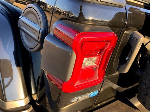 Used 2023 Jeep Wrangler Unlimited Rubicon 4xe w/ Cold Weather Group image 28