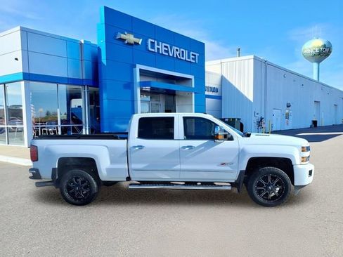Used 2016 Chevrolet Silverado 3500 LTZ w/ Duramax Plus Package image 2