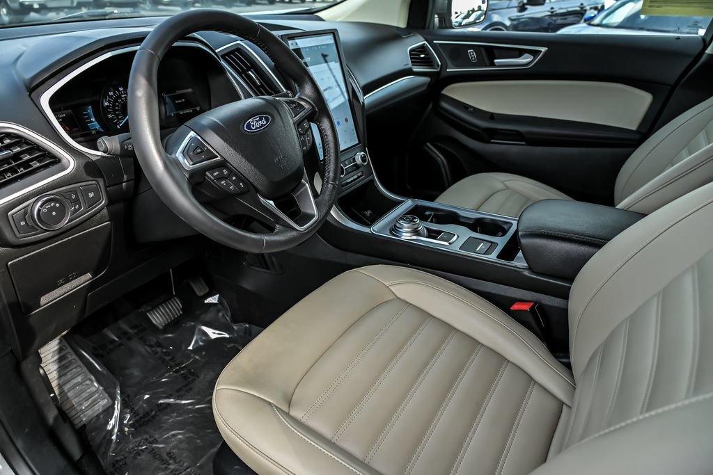Used 2021 Ford Edge SEL w/ Cargo Accessory Package AWD/4WD image 13