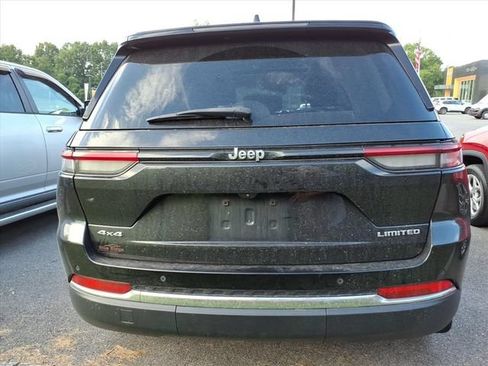 Used 2022 Jeep Grand Cherokee Limited w/ MOPAR Finishing Package AWD/4WD image 7
