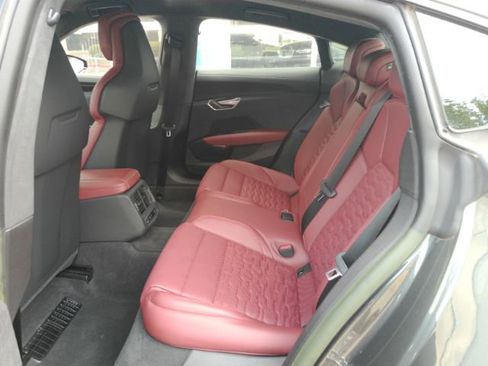 Used 2023 Audi RS e-tron GT w/ Ceramic Brake Package image 17