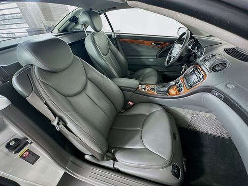 Used 2004 Mercedes-Benz SL 500 image 25