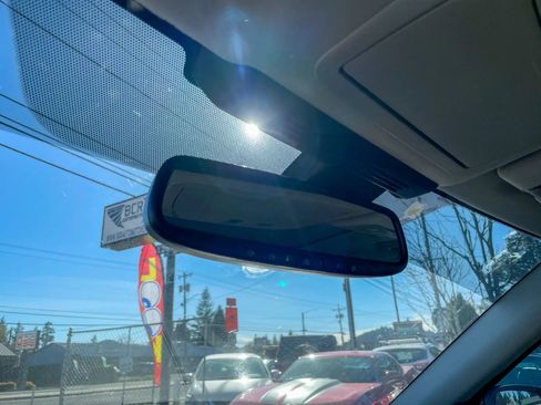 Used 2018 INFINITI Q50 Sport image 26