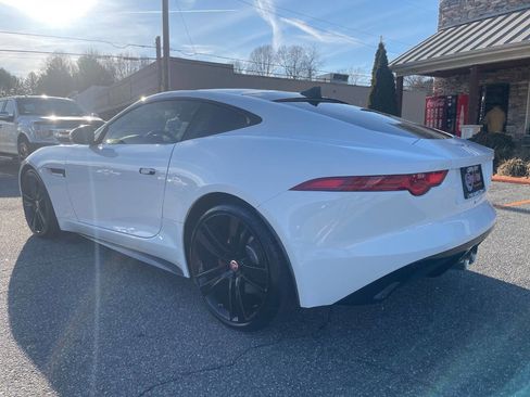 Used 2017 Jaguar F-TYPE Coupe image 11
